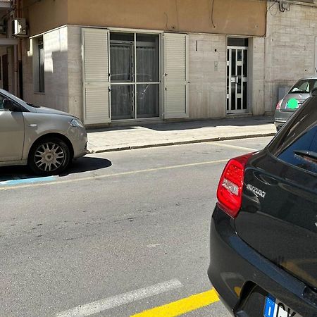 Appartamento Centralissimo Zona Terme Margherita Di Savoia Luaran gambar