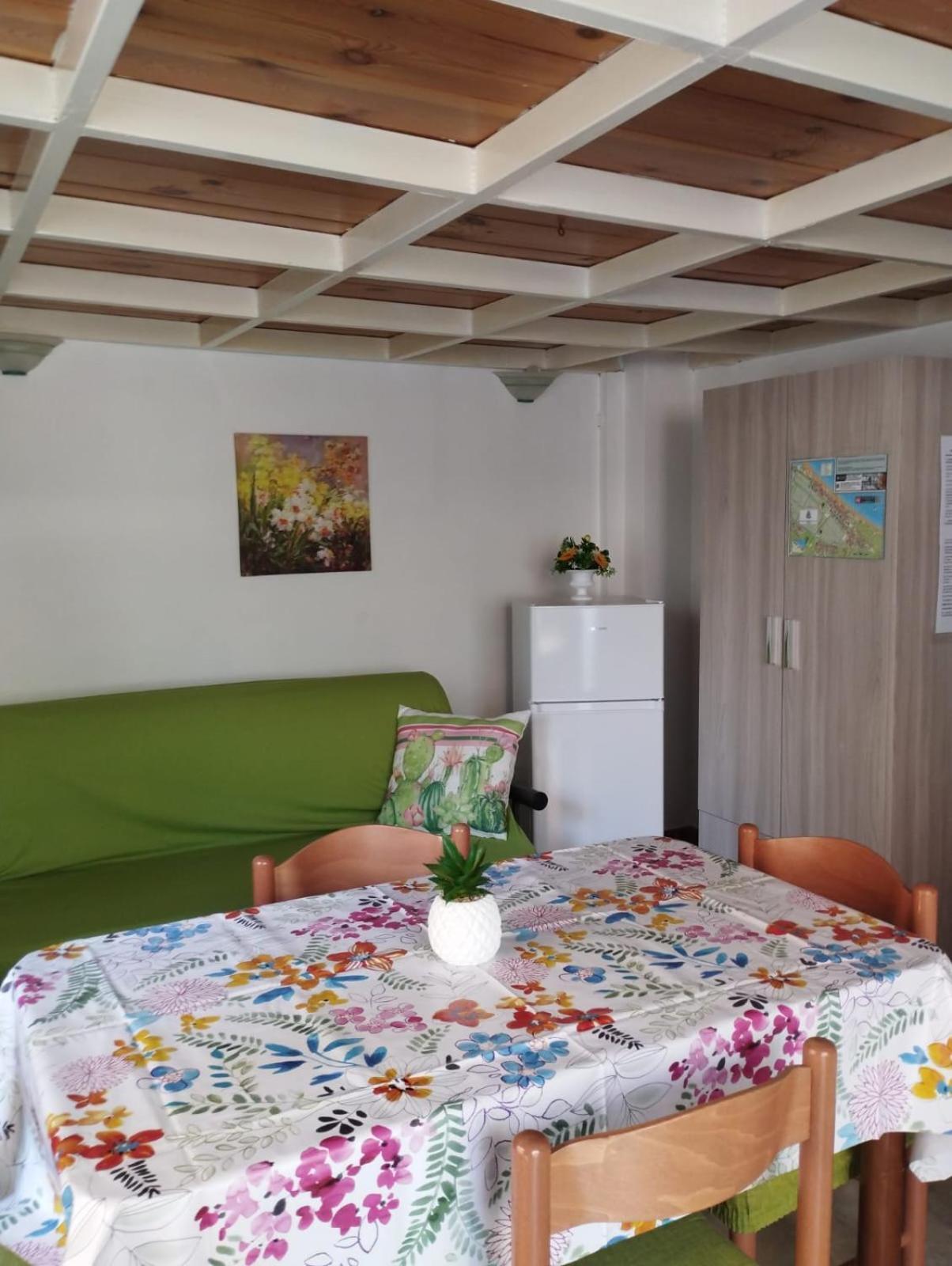 Appartamento Centralissimo Zona Terme Margherita Di Savoia Luaran gambar